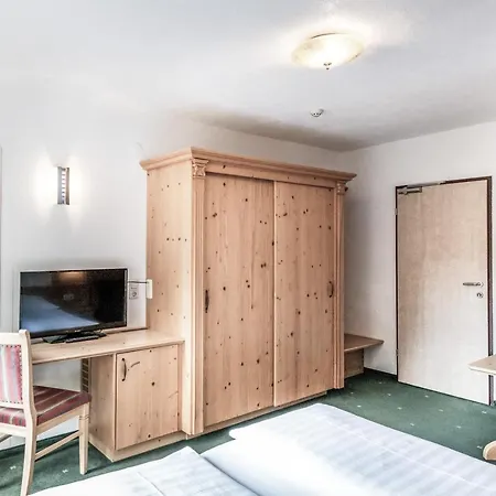 Vera Monti Hotell Holzgau