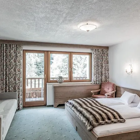 Отель Vera Monti 3*