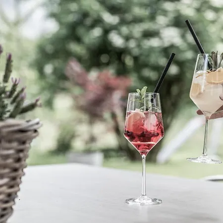 Vera Monti Хольцгау